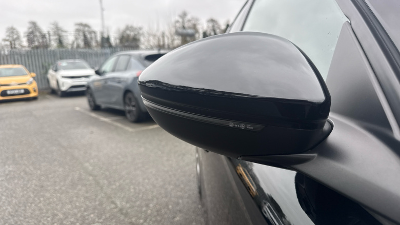 Vauxhall Corsa 1.2 Elite Nav 5dr Petrol Hatchback